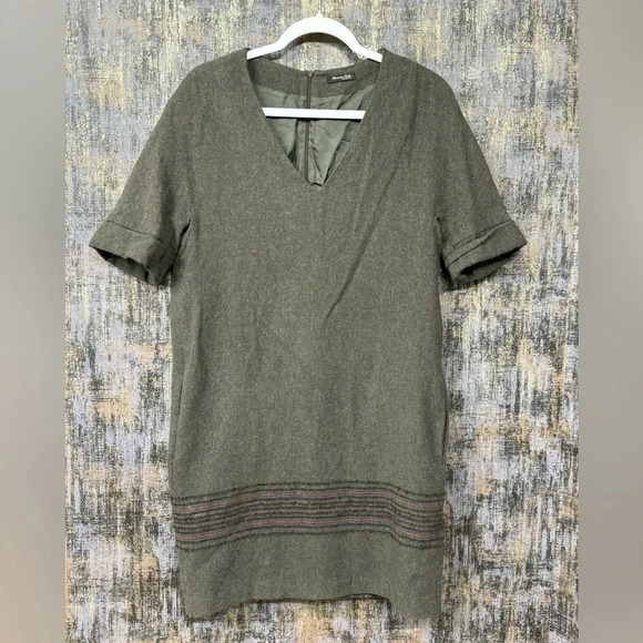 Massimo Dutti Green Wool V Neck Short Sleeve Dress - Picture 2 of 7